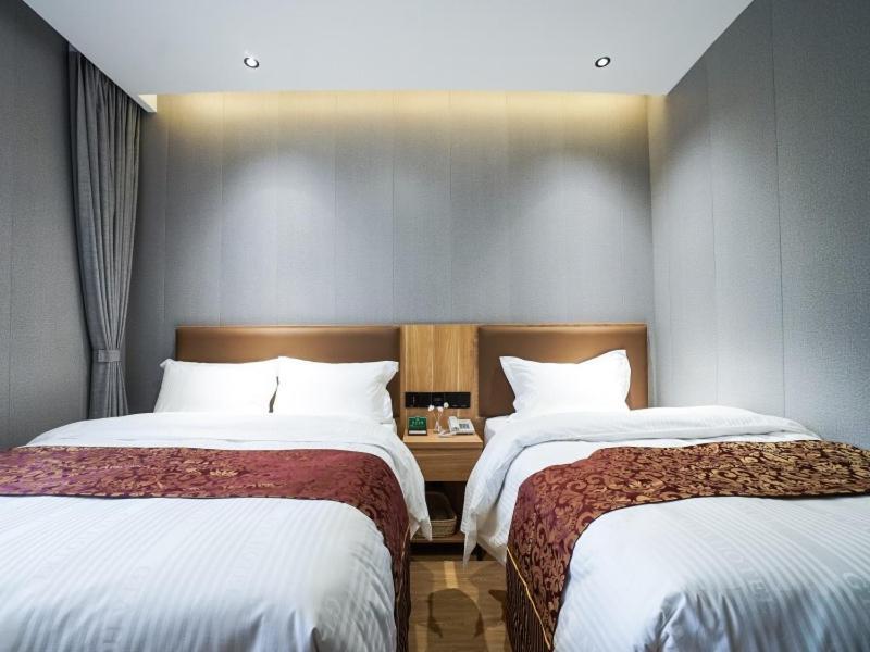 Alliance Baoshan Qihua Road Metro Station Hotel Shanghai